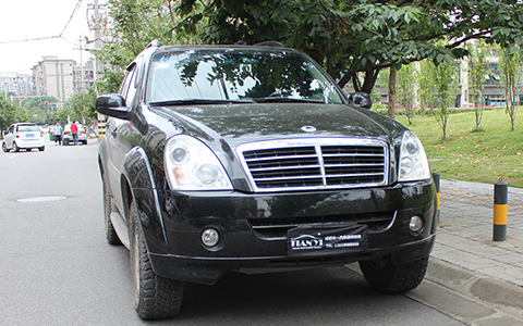 雙龍雷斯特車(chē)燈改裝升級(jí)